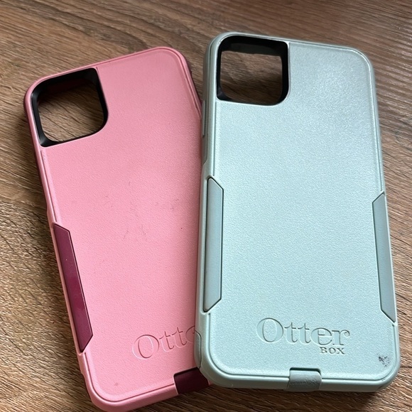 OtterBox iPhone 11 Pro Max Case Bundle - Picture 1 of 11
